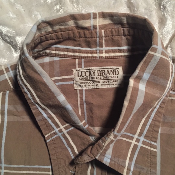 ☘️Lucky Brand Button Down Shirt☘️ - Picture 3 of 5